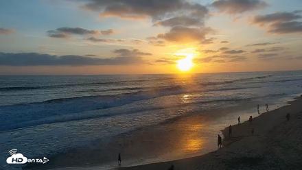 Carlsbad Beach Surf Live Webcam - Jun 8, 2026, 7:49pm PDT
