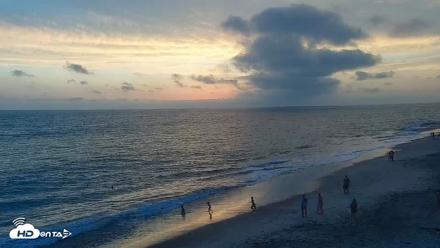 Carlsbad Beach Surf Live Webcam - Aug 10, 2026, 7:41pm PDT