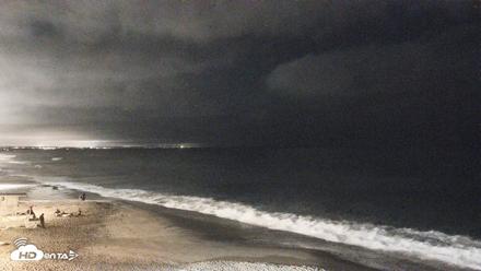 Carlsbad Beach Surf Live Webcam - Jul 4, 2026, 11:01pm PDT