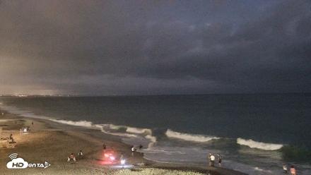 Carlsbad Beach Surf Live Webcam - Jul 3, 2026, 8:46pm PDT