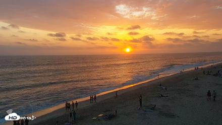 Carlsbad Beach Surf Live Webcam - Jul 18, 2026, 7:52pm PDT