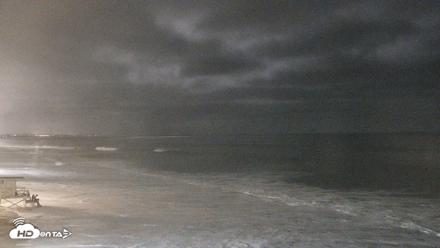 Carlsbad Beach Surf Live Webcam - Jul 27, 2026, 10:43pm PDT