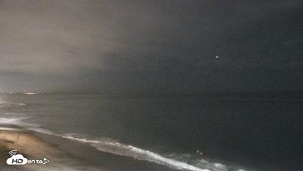 Carlsbad Beach Surf Live Webcam - Sep 26, 2026, 9:28pm PDT