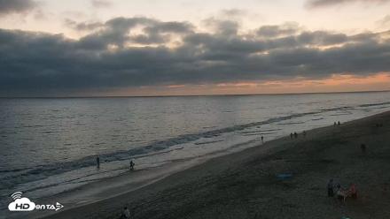 Carlsbad Beach Surf Live Webcam - Aug 5, 2026, 8:12pm PDT