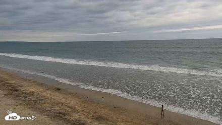 Carlsbad Beach Surf Live Webcam - May 3, 2026, 5:55pm PDT