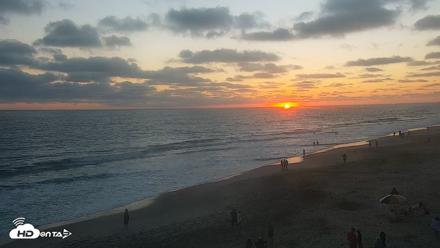 Carlsbad Beach Surf Live Webcam - Jun 21, 2026, 8:03pm PDT