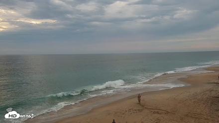 Carlsbad Beach Surf Live Webcam - Jul 11, 2026, 8:08pm PDT