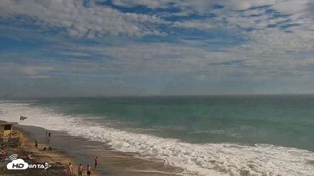 Carlsbad Beach Surf Live Webcam - Sep 7, 2026, 4:31pm PDT