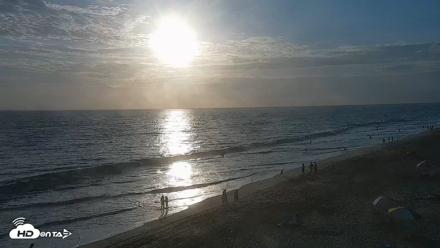 Carlsbad Beach Surf Live Webcam - Aug 5, 2026, 7:02pm PDT