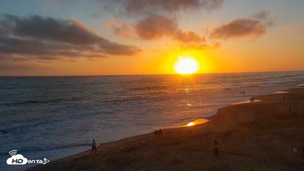 Carlsbad Beach Surf Live Webcam - Jul 7, 2026, 7:58pm PDT