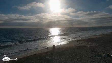 Carlsbad Beach Surf Live Webcam - Jul 5, 2026, 7:04pm PDT