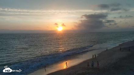 Carlsbad Beach Surf Live Webcam - Aug 10, 2026, 7:31pm PDT