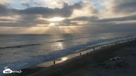 Carlsbad Beach Surf Live Webcam - Aug 2, 2026, 7:15pm PDT