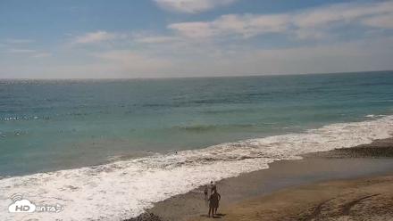 Carlsbad Beach Surf Live Webcam - Aug 18, 2026, 3:21pm PDT