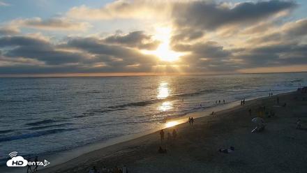 Carlsbad Beach Surf Live Webcam - Jul 19, 2026, 7:34pm PDT