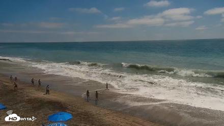 Carlsbad Beach Surf Live Webcam - Aug 16, 2026, 2:37pm PDT