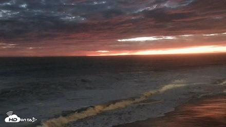 Carlsbad Beach Surf Live Webcam - Sep 7, 2026, 7:46pm PDT