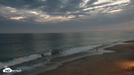 Carlsbad Beach Surf Live Webcam - Jul 11, 2026, 8:34pm PDT