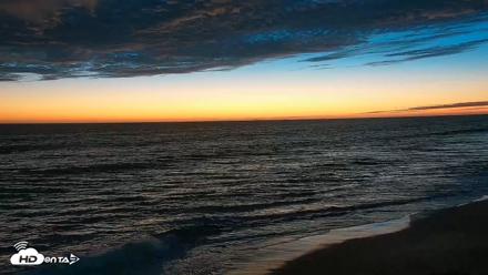 Carlsbad Beach Surf Live Webcam - Sep 5, 2026, 7:40pm PDT