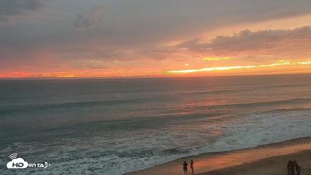 Carlsbad Beach Surf Live Webcam - Sep 27, 2026, 6:57pm PDT