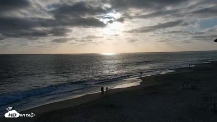 Carlsbad Beach Surf Live Webcam - Jul 1, 2026, 7:12pm PDT