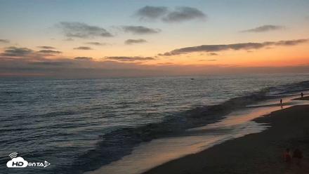 Carlsbad Beach Surf Live Webcam - Aug 11, 2026, 8:11pm PDT