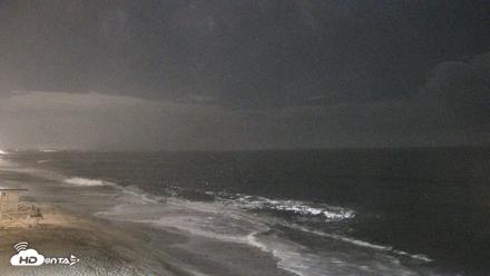 Carlsbad Beach Surf Live Webcam - Aug 23, 2026, 9:13pm PDT