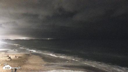 Carlsbad Beach Surf Live Webcam - Jul 4, 2026, 10:52pm PDT