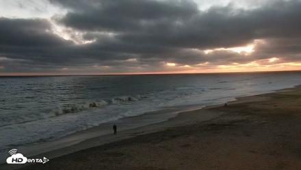 Carlsbad Beach Surf Live Webcam - Jul 5, 2026, 8:36pm PDT
