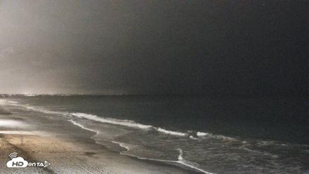 Carlsbad Beach Surf Live Webcam - Sep 16, 2026, 10:00pm PDT