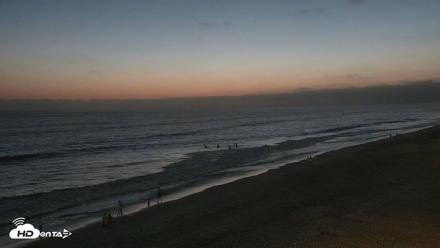 Carlsbad Beach Surf Live Webcam - Aug 4, 2026, 8:27pm PDT