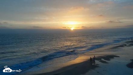 Carlsbad Beach Surf Live Webcam - Jul 25, 2026, 7:46pm PDT