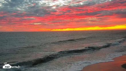 Carlsbad Beach Surf Live Webcam - Sep 7, 2026, 7:17pm PDT