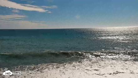 Carlsbad Beach Surf Live Webcam - Sep 5, 2026, 4:00pm PDT