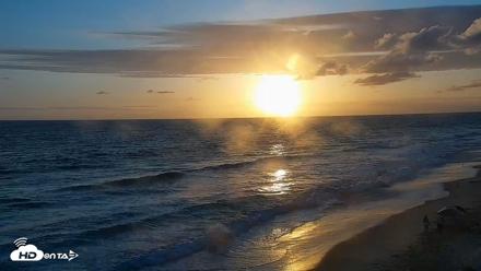 Carlsbad Beach Surf Live Webcam - May 28, 2026, 7:37pm PDT