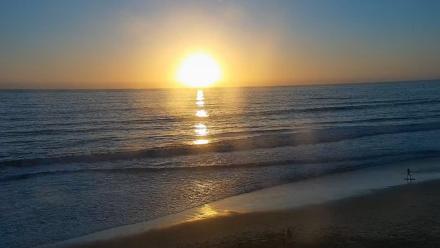 Carlsbad Beach Surf Live Webcam - Oct 12, 2025, 6:09pm PDT