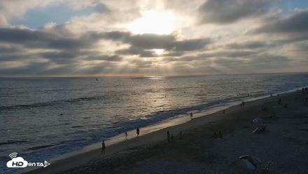 Carlsbad Beach Surf Live Webcam - Jul 19, 2026, 7:19pm PDT