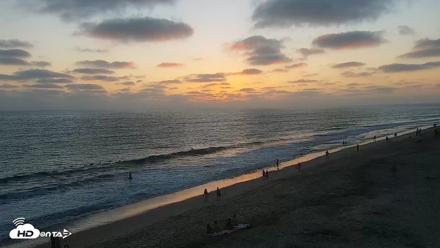 Carlsbad Beach Surf Live Webcam - Aug 3, 2026, 7:47pm PDT