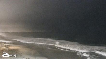 Carlsbad Beach Surf Live Webcam - Jun 8, 2026, 4:51am PDT
