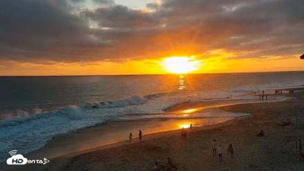 Carlsbad Beach Surf Live Webcam - Jul 1, 2026, 7:54pm PDT