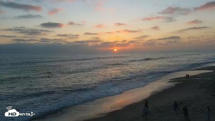 Carlsbad Beach Surf Live Webcam - Jul 28, 2026, 7:48pm PDT