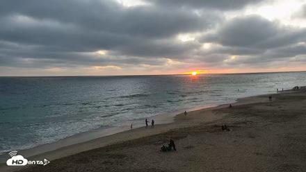 Carlsbad Beach Surf Live Webcam - Jul 5, 2026, 8:05pm PDT