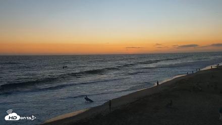 Carlsbad Beach Surf Live Webcam - Jul 22, 2026, 8:00pm PDT