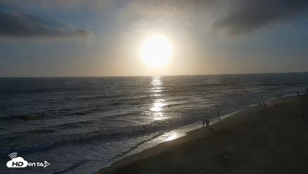 Carlsbad Beach Surf Live Webcam - Jul 23, 2026, 7:29pm PDT