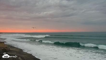 Carlsbad Beach Surf Live Webcam - Sep 6, 2026, 6:24am PDT