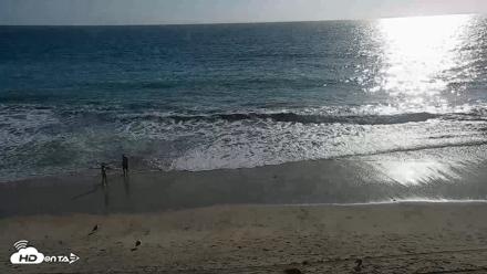 Carlsbad Beach Surf Live Webcam - Sep 16, 2026, 5:01pm PDT