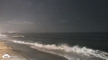 Carlsbad Beach Surf Live Webcam - Aug 25, 2026, 9:23pm PDT
