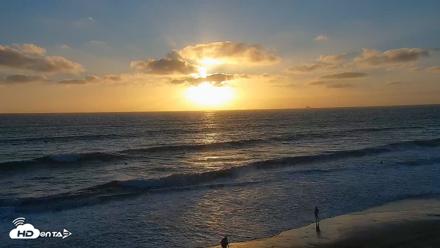 Carlsbad Beach Surf Live Webcam - Sep 28, 2026, 6:24pm PDT