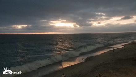 Carlsbad Beach Surf Live Webcam - Aug 12, 2026, 8:06pm PDT