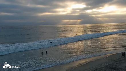 Carlsbad Beach Surf Live Webcam - May 9, 2026, 7:02pm PDT